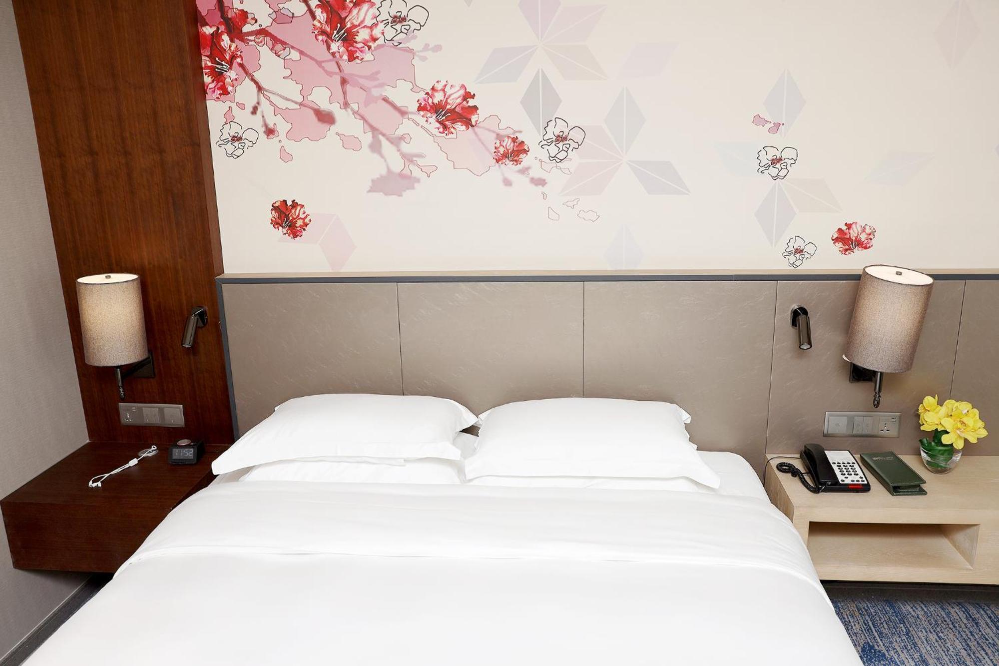 Hilton Garden Inn Zhongshan Guzhen Luaran gambar